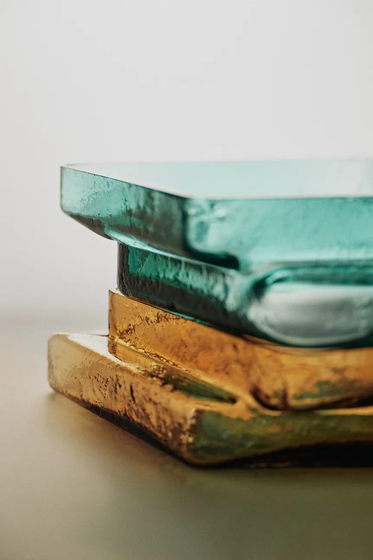 Ferm Living taca dekoracyjna ze szkła barwionego 7 x 30 x 29 cm żółty 1104272516