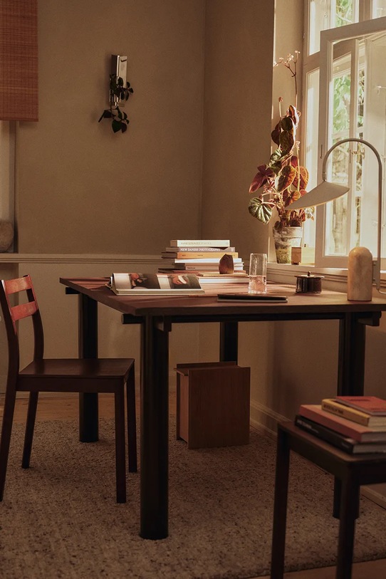 Salon i sypialnia Ferm Living wazon dekoracyjny ze stali nierdzewnej 29 x 10 x 3,7 cm 1104272542 srebrny