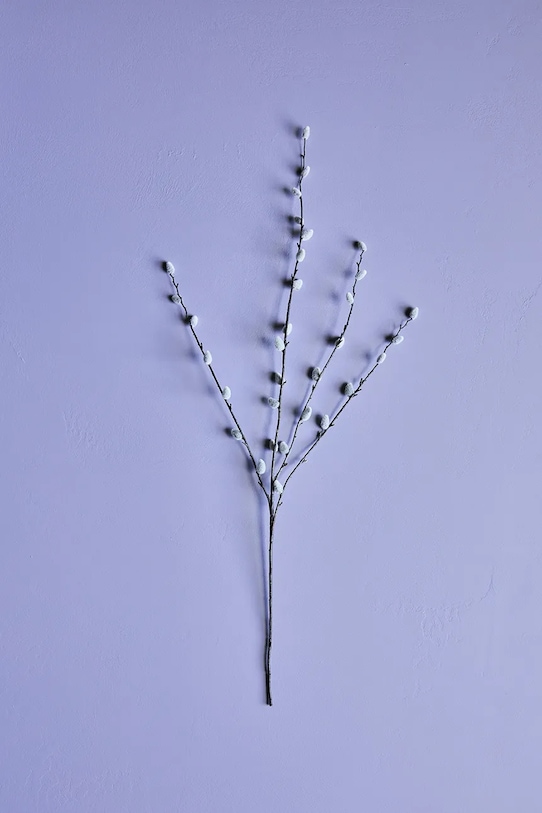 Salon i sypialnia House Doctor sztuczna gałązka dekoracyjna 12 x 95 cm 900001477 multicolor