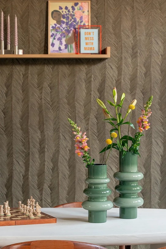 Obývacia izba a spálňa Present Time váza stojanová zo železa S PT4327GR zelená