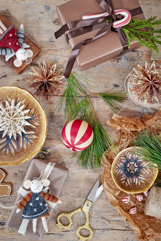 Lifestyle Bloomingville zawieszka świąteczna Peo Ornament 9 x 13,5 x 5 cm 2-pack 82061877 multicolor