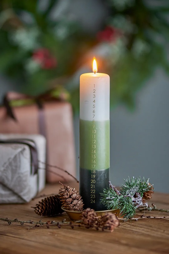 Lifestyle Bloomingville świeca adwentowa Dip Dye Candle 5 x 25 cm 82068415 zielony