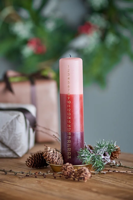Bloomingville świeca adwentowa Dip Dye Candle 5 x 25 cm 82068414 różowy AA00