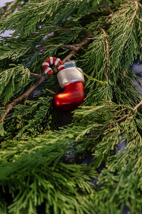 &k amsterdam zawieszka dekoracyjna christmas 2,5 x 4,5 x 7,5 cm 1226.65 multicolor AA00