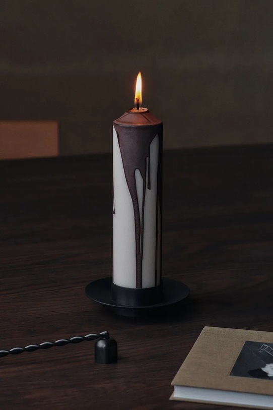 ferm LIVING świecznik dekoracyjny 1104267455 czarny AA00