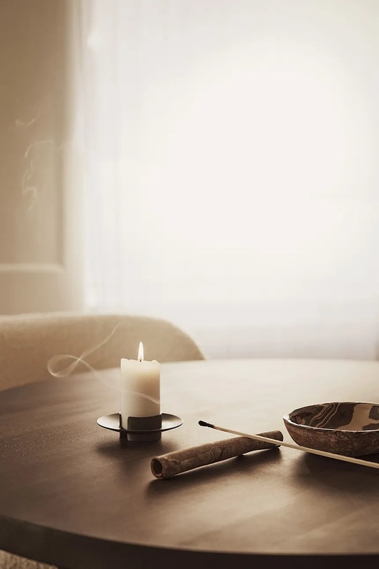 ferm LIVING świecznik dekoracyjny czarny 1104267455