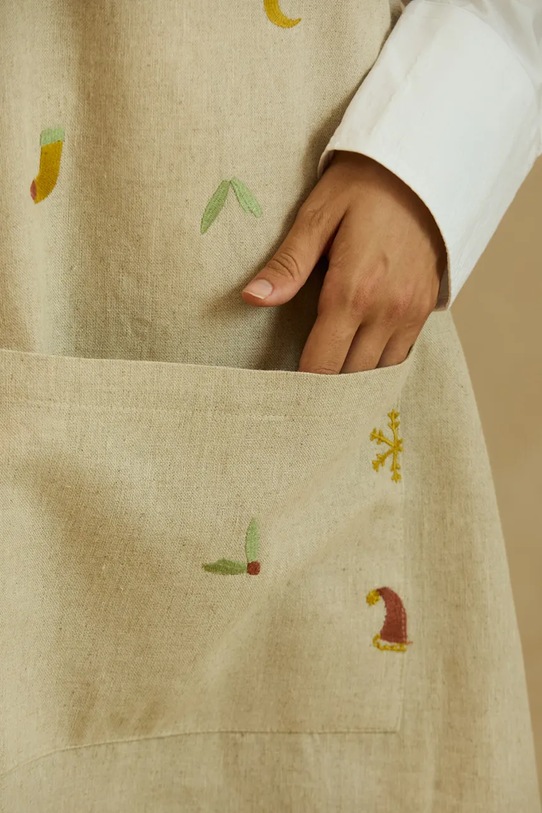 Calma House fartuch kuchenny z lnem świąteczny Joy 70 x 64 cm JOY.70.MUL multicolor