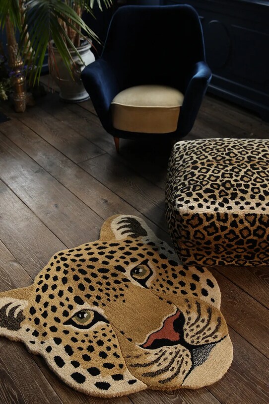 Вовняний килим Doing Goods Himani Leopard Head 1.45.10.070.700.5
