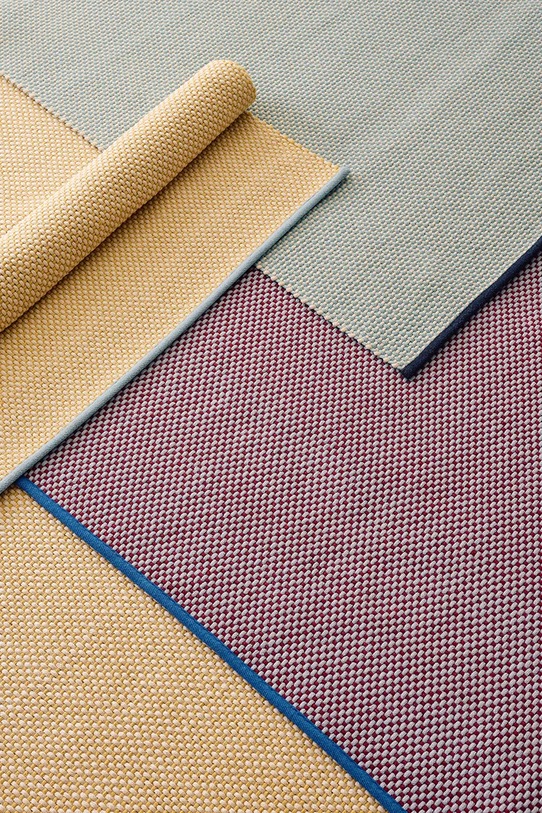 Koberec s prímesou vlny HAY Colour 140 x 200 cm AF160.A665.AO59 modrá AA00