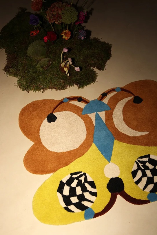 Doing Goods dywan wełniany Melody Moon Butterfly 85 x 100 cm multicolor 1.45.10.116.099.5