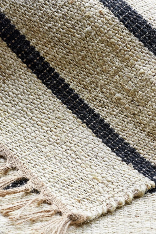 Salon i sypialnia House Doctor dywan podłogowy jutowy 140 x 70 cm 206230712 beżowy