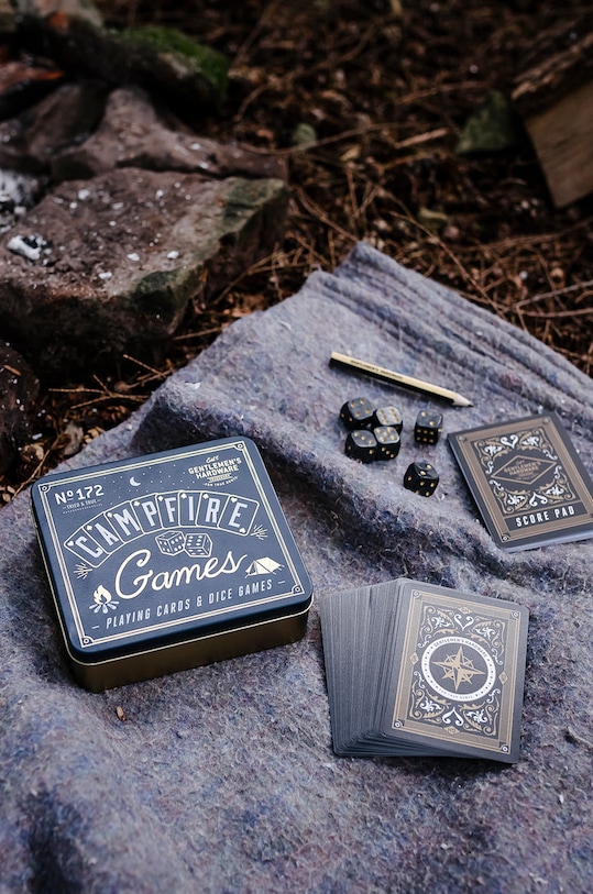 Lifestyle Gentelmen's Hardware sada her v krabici GEN243UK vícebarevná