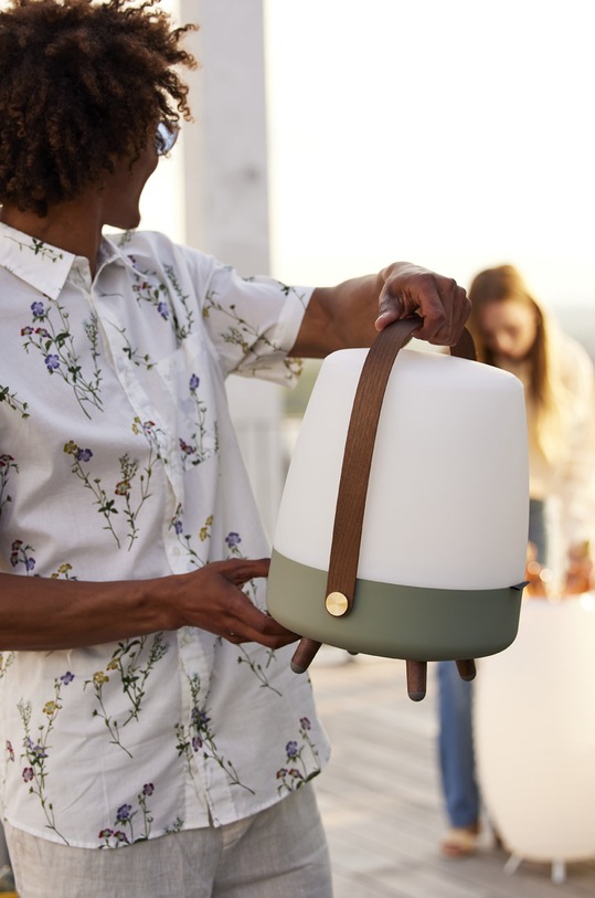 Kooduu Світлодіодна лампа з динаміком LPSLR