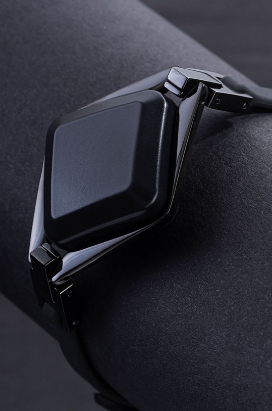 Bellabeat brățară inteligentă Ivy Health Tracker negru HT.50IV.BK.01