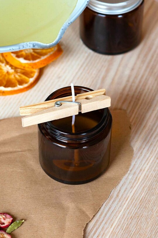 Sada na výrobu svíček Luckies of London Calm Club Wax & Wick LK.CCWW vícebarevná