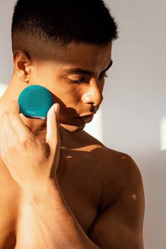 Home SPA FOREO masaj facial și perie de curățare LUNA™ 4 Go F1368 turcoaz