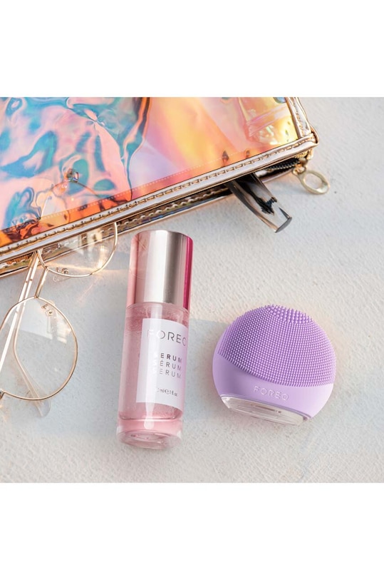 Щетка для массажа и очищения кожи лица FOREO LUNA™ 4 Go F1337 фиолетовой