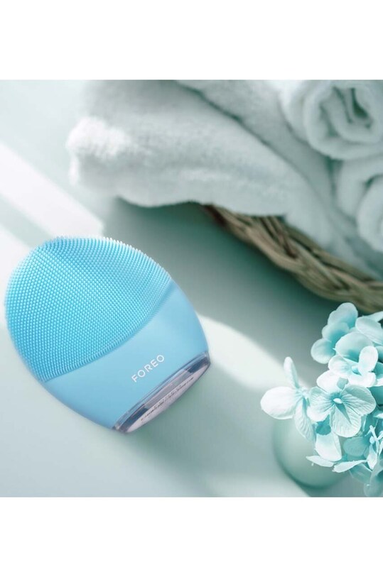 Четка за масаж и почистване на лице FOREO LUNA™ 3 Combination Skin F9144 син