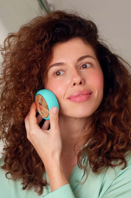 Пристрій для нанесення маски та світлотерапії FOREO UFO™ 2 бірюзовий F9656