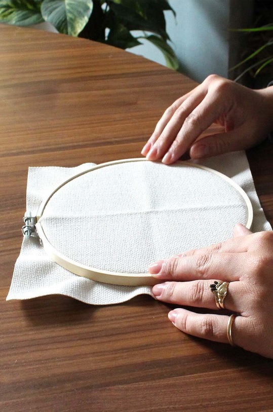 Luckies of London trusa de broderie Needle & Hoop multicolor LK.CCNH