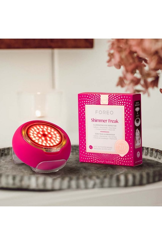 Zařízení pro aplikaci masek a světelnou terapii FOREO UFO™ 3 LED F1504 růžová AA00