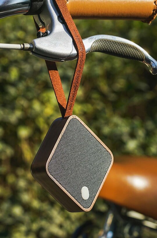 Lifestyle Gingko Design difuzor wireless Mi Square Pocket Speaker G005WT maro