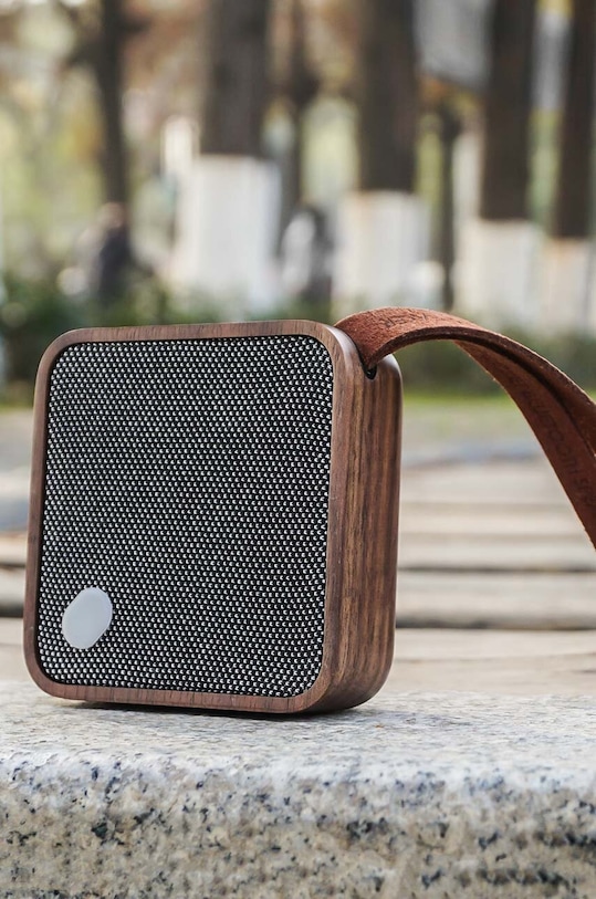 Безжичен високоговорител Gingko Design Mi Square Pocket Speaker G005WT кафяв