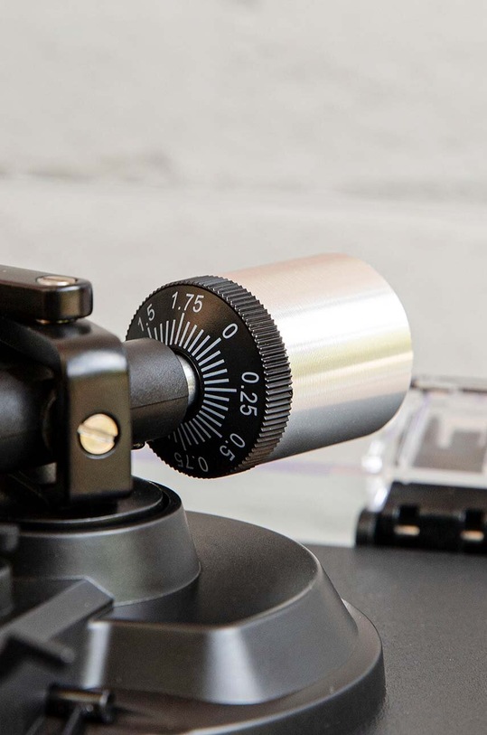 Проигрыватель Crosley Crosley C6 C6B.BK4 мультиколор