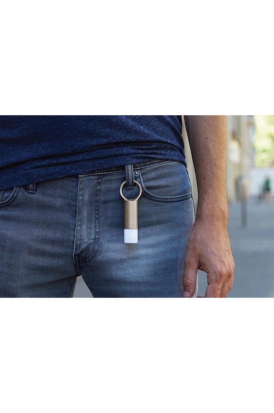 Obesek za ključe s svetilko Lexon Nomaday LL137D