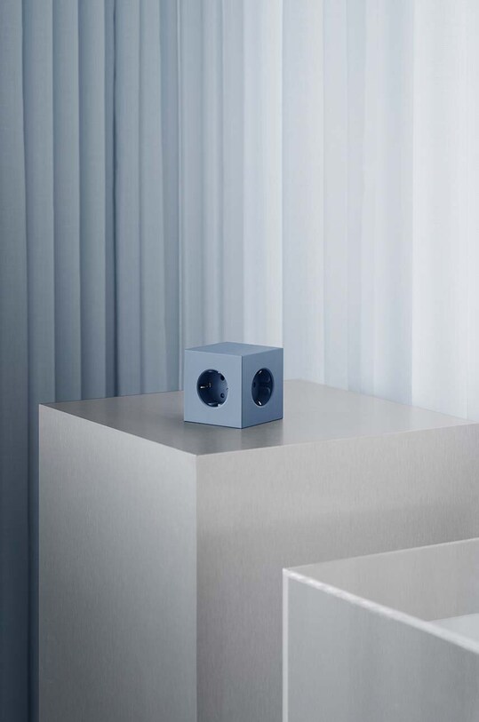 Lifestyle Magnetická dobíjecí kostka Avolt Square 1, 2 x USB, 1,8 m SQ1.EUFC20.18SHB modrá