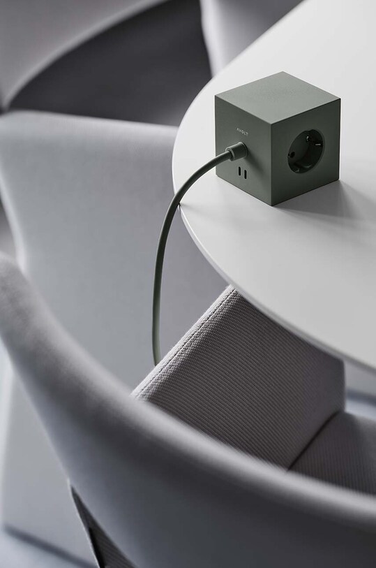 Магнітний зарядний куб Avolt Square 1, 2 x USB, 1,8 m SQ1.EUFC20.18OG зелений AA00