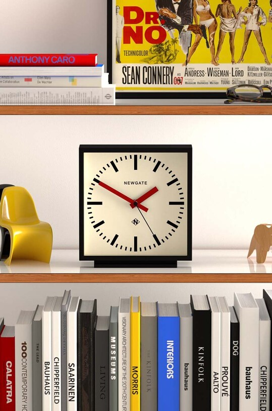 Stolové hodiny Newgate Amp Desk Clock viacfarebná KB1007MAN.AMP390KFR