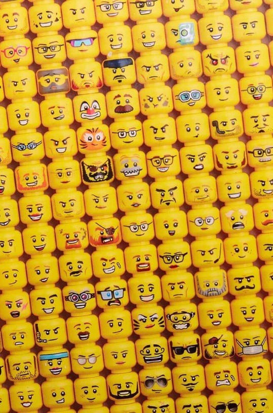 Lifestyle Puzzle Lego Minifigure Faces 1000 dílků 60193.LEGO žlutá