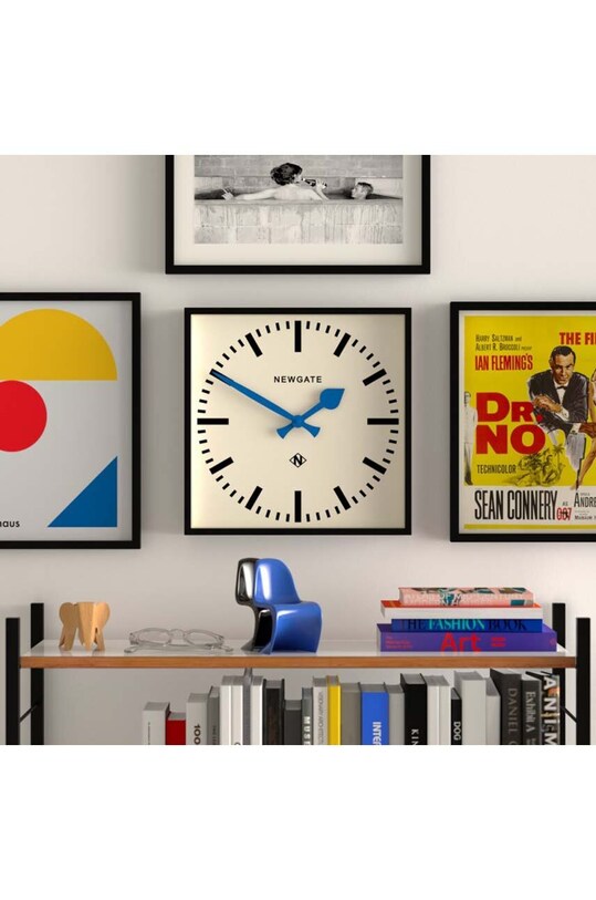 Nástěnné hodiny Newgate Number 5 Wall Clock modrá KB1188NUMFIV390KICE