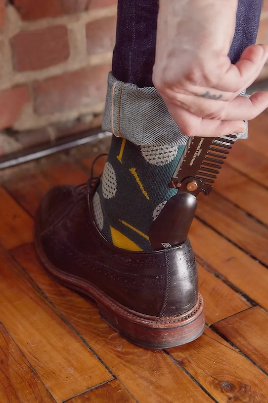 Gentlemen's Hardware multitool Grooming Multi-Tool czarny GEN828UK