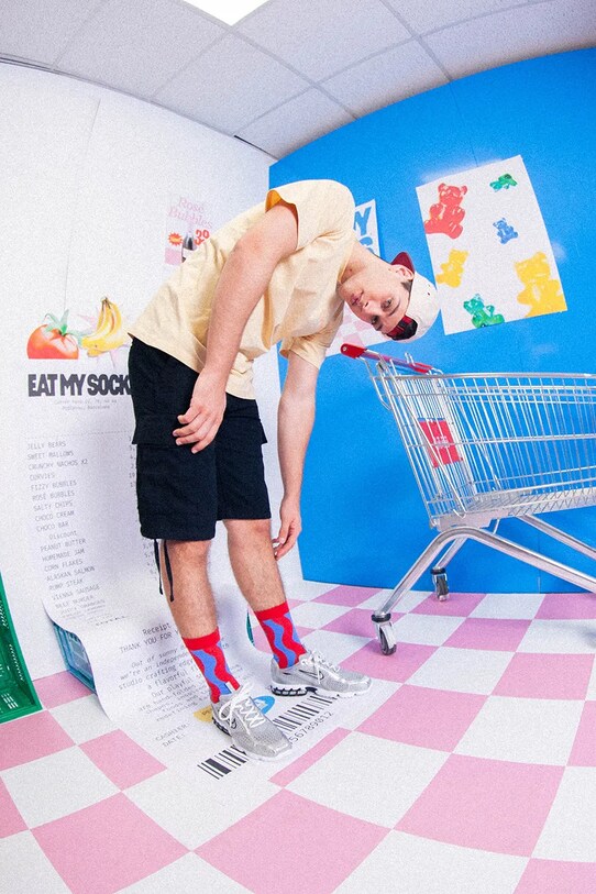 Eat My Socks șosete Curvies rosu EMSNOCCURV