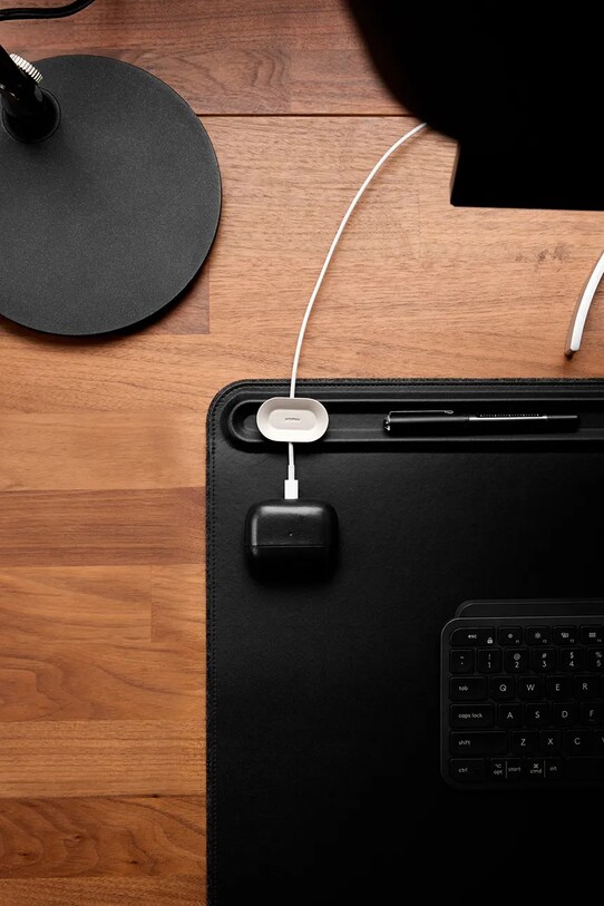 Orbitkey suport magnetic pentru cablu Magnetic Cable Holder gri ADDO.1.DMCH.SV