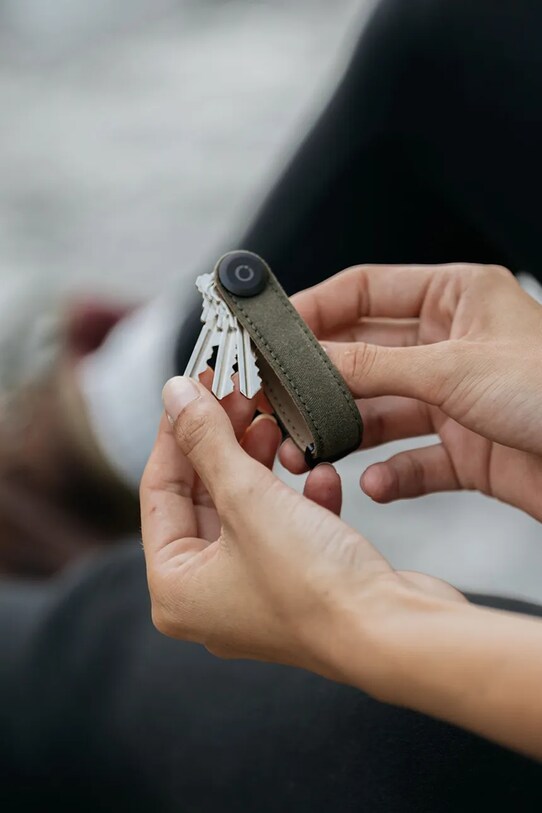 Orbitkey etui na klucze Waxed Canvas 8,5 cm KWC2.KGN.107 zielony