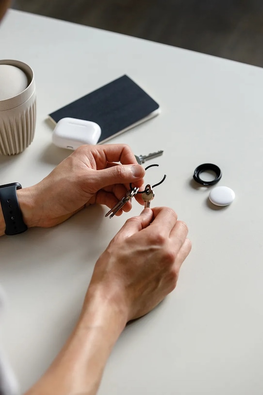 Kľúčenka Orbitkey Slim Case for AirTag 12,5 cm. TACA.BLK.104