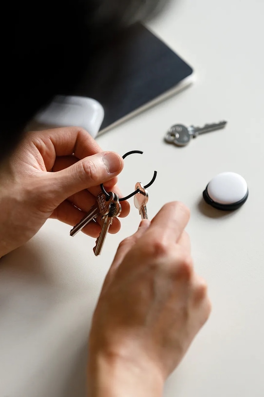 Kľúčenka Orbitkey Slim Case for AirTag 12,5 cm. TACA.BLK.104