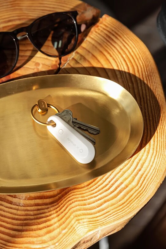 Orbitkey brelok lokalizator bluetooth x Chipolo 6,5 x 2,5 cm TBT2.GRY.104 beżowy