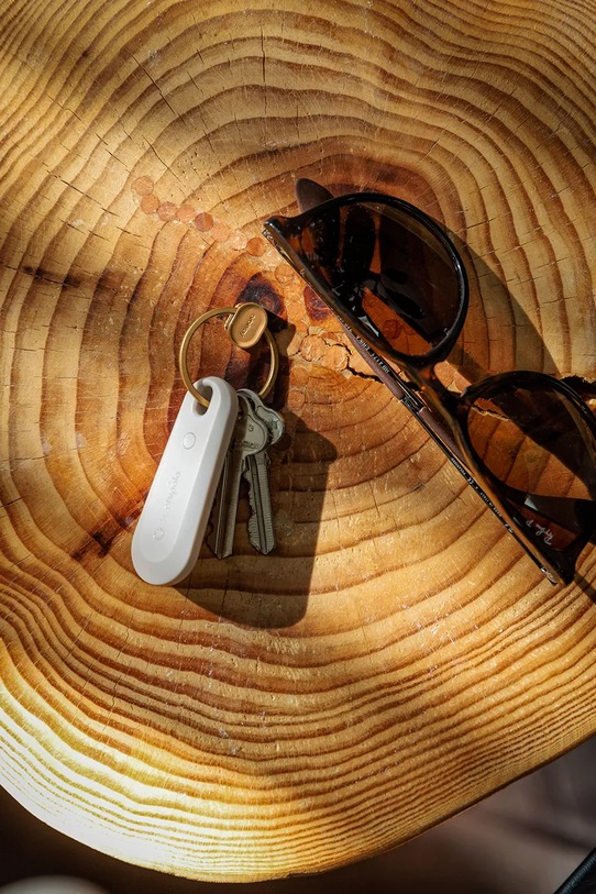 Klíčenka s bluetooth lokalizátorem Orbitkey x Chipolo 6,5 x 2,5 cm TBT2.GRY.104