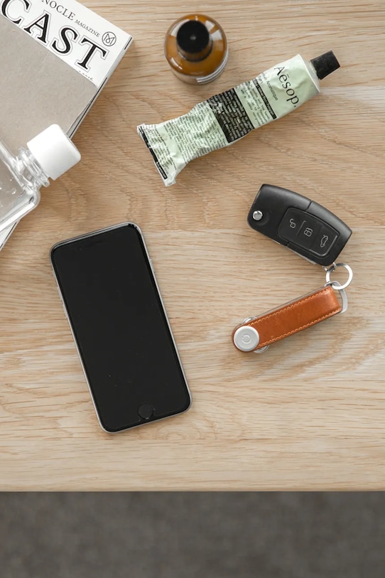 Orbitkey etui na klucze Leather 8,5 cm LTHO.2.CGTN pomarańczowy