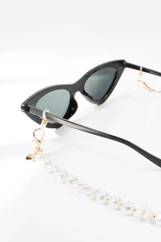 LaCoqueFrançaise łańcuszek do okularów 72 cm LE322042 biały AA00