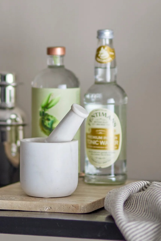 Kuchyň a bar Hmoždíř s paličkou Bloomingville Misaki 82068236 bílá