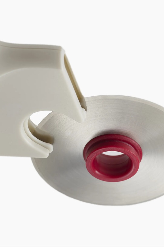 Kuchyňa a bar Nôž na pizzu Joseph Joseph Ringo 21,6 cm 20232 béžová