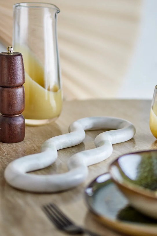 Bloomingville podstawka pod gorące naczynia Vivien 38 x 12 cm 82069368 biały