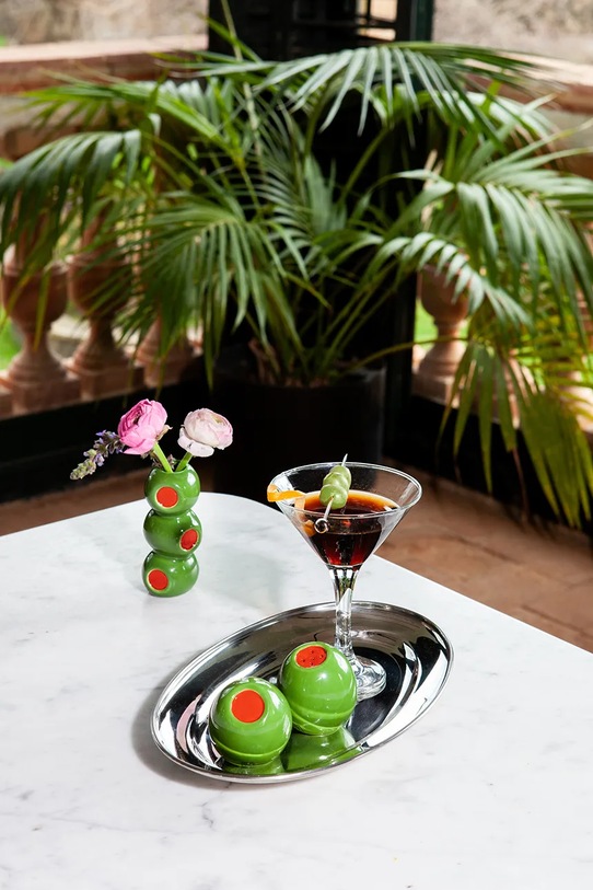 DOIY solniczka i pieprzniczka z ceramiki DYSPEDVOL zielony AA00