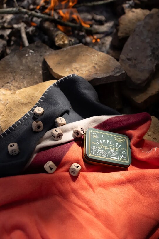 Lifestyle Gentlemen's Hardware joc de camping Campfire Story Dice GEN772UK negru