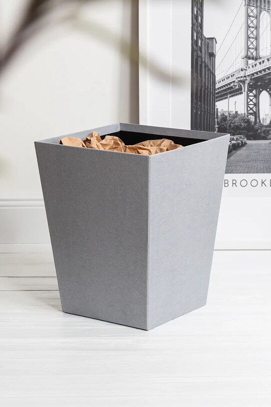 Лайфстайл Урна для мусора Bigso Box of Sweden 6771C6249.99 серый